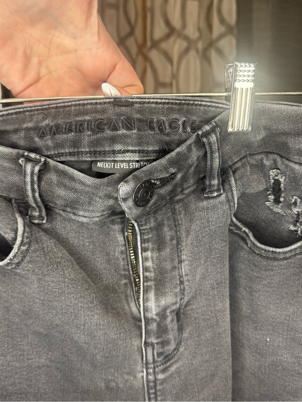 American Eagle Outfitters Women’s Washed Gray Skinny Jeans